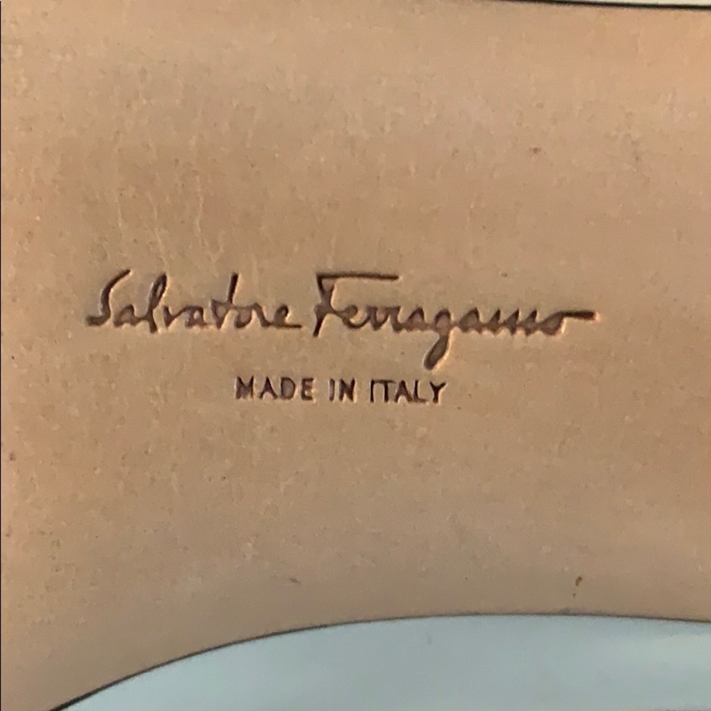 Gorgeous Salvatore Ferragamo 2” heel! - Picture 8 of 8